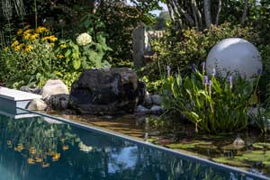 Wir realisieren Ihre individuelle Vorstellungen und helfen Ihnen bei der Planung eines Wasserspiels für Ihren Garten.